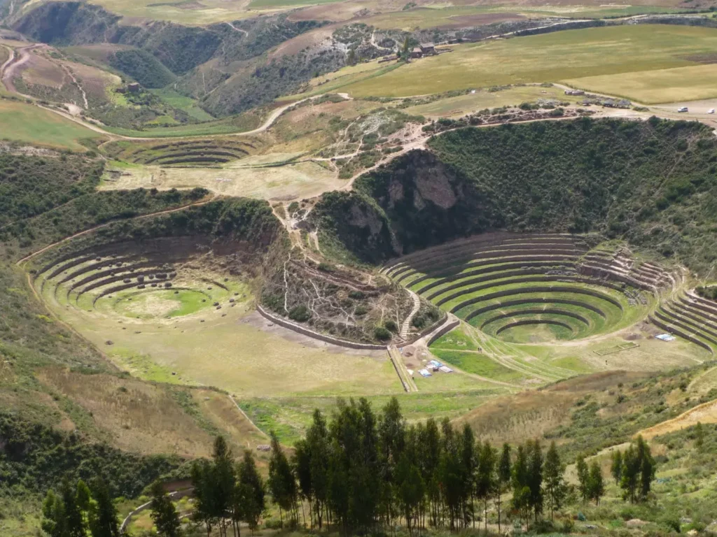 Maras & Moray — 4